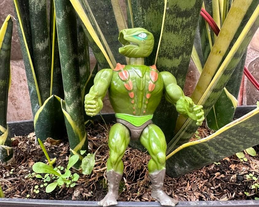 Kobra Khan Grey Boots and short ROTOPLAST VENEZUELA